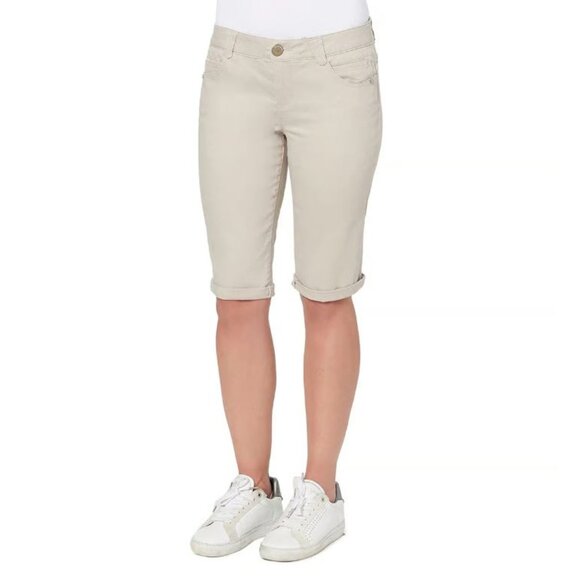 Democracy Womens Mid Rise Tummy Control "Ab" Solution Bermuda Shorts Beige 8 NWT - Picture 1 of 5